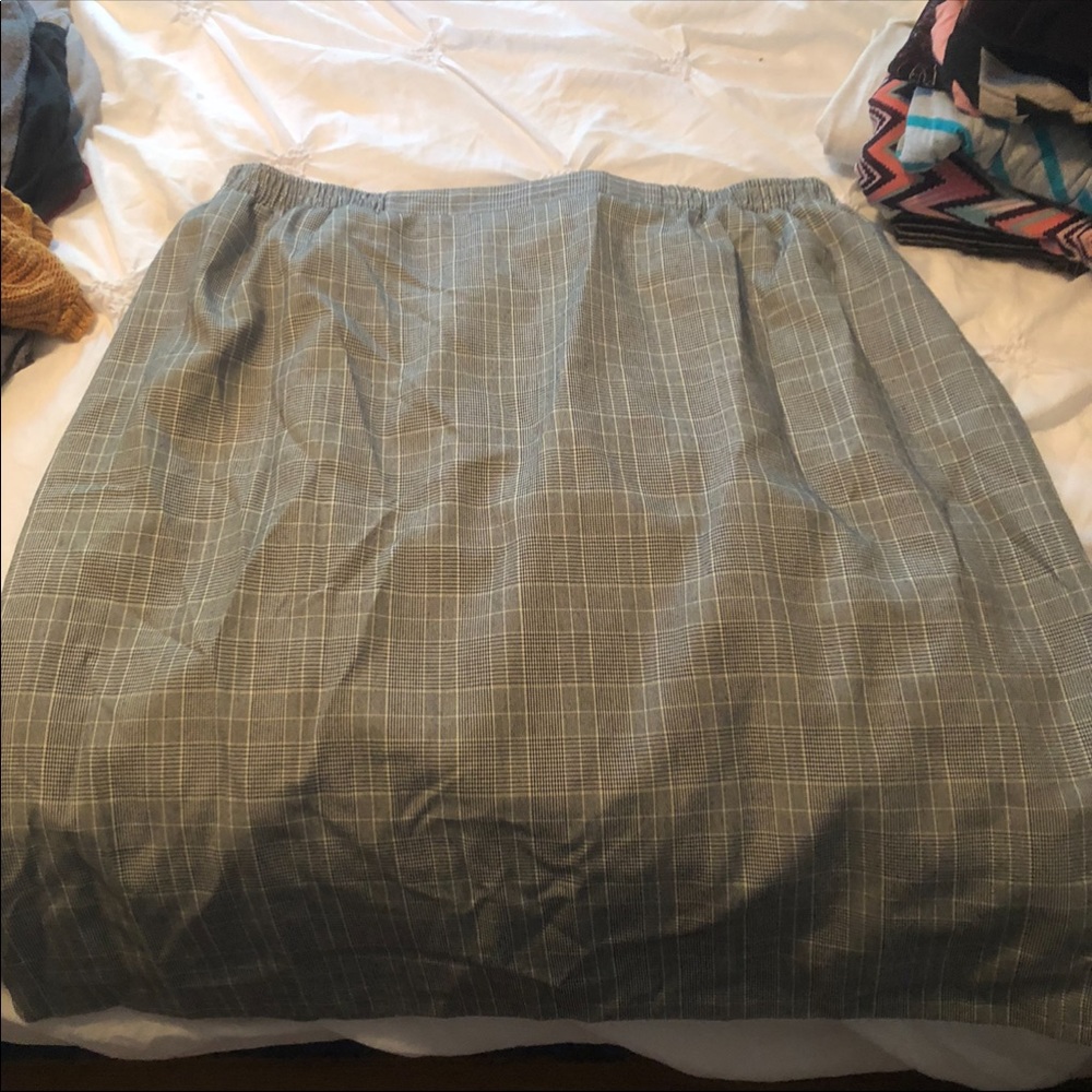 Plus size pencil skirt